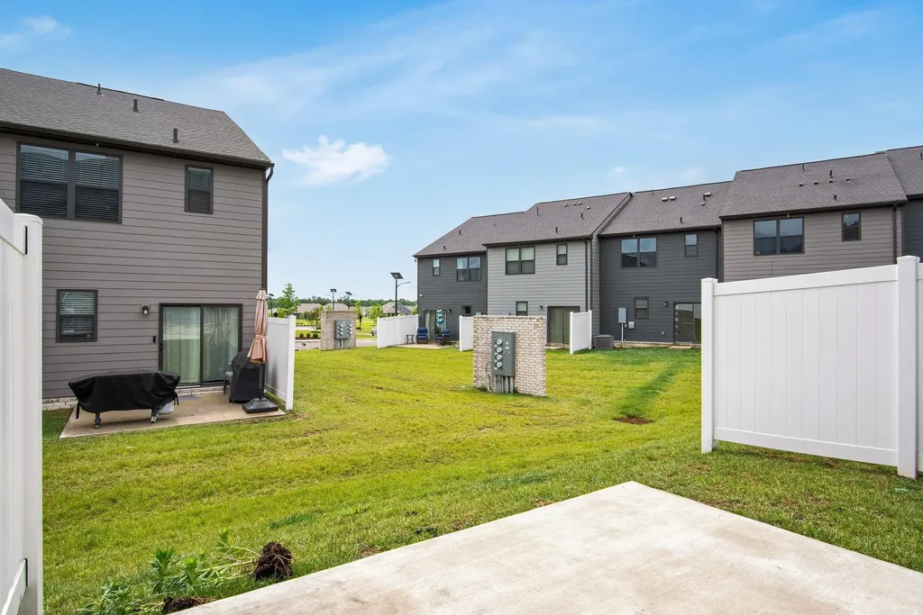 1088 Riverbrook Drive Gallatin TN 37066