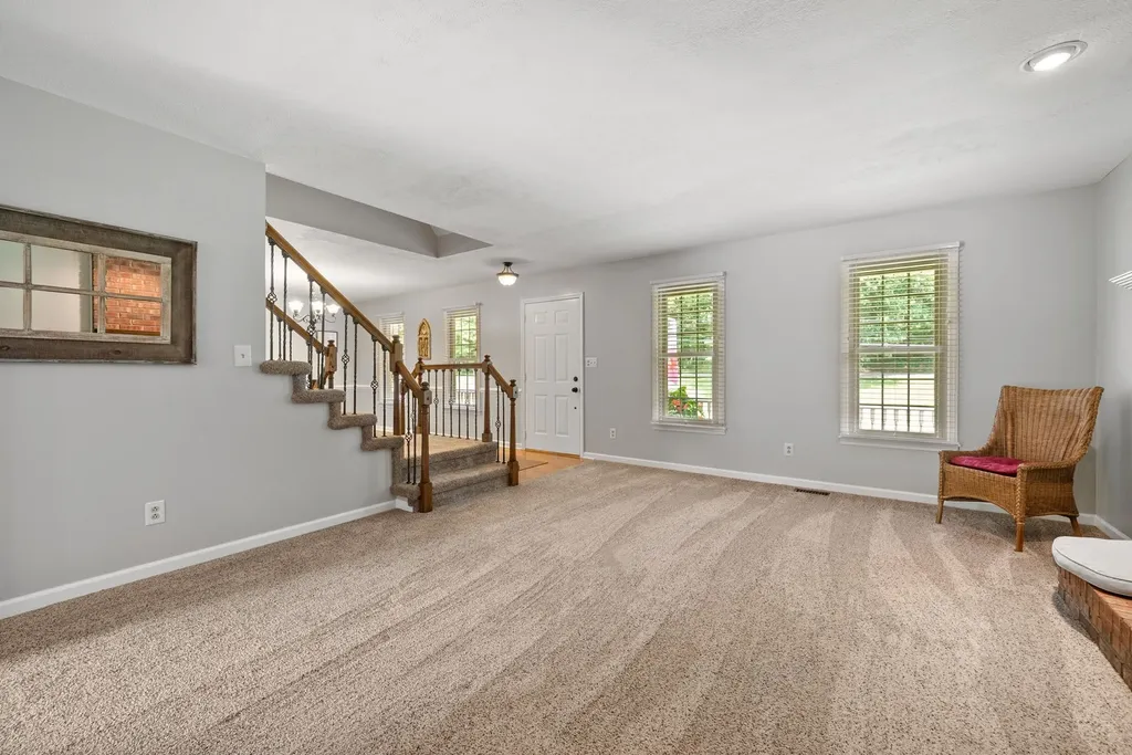 915 Rocky Hollow Road Erin TN 37061