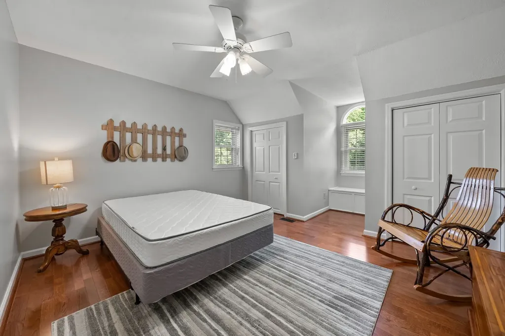 915 Rocky Hollow Road Erin TN 37061