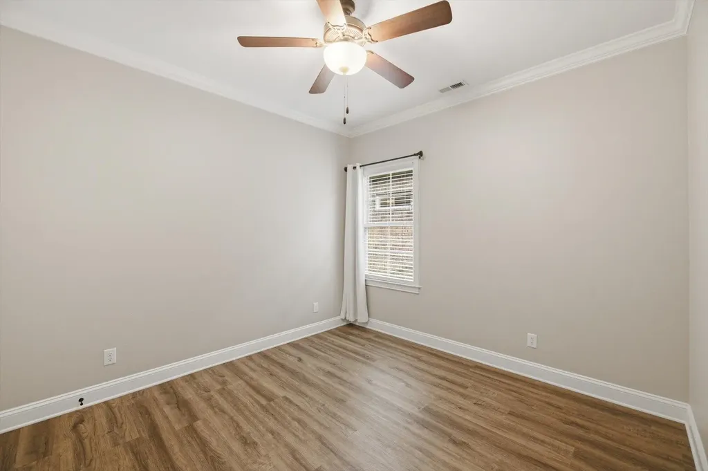 211 Village Cove Circle Englewood TN 37329
