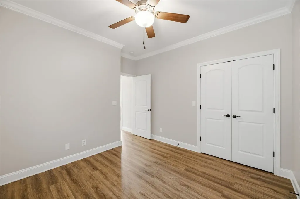 211 Village Cove Circle Englewood TN 37329