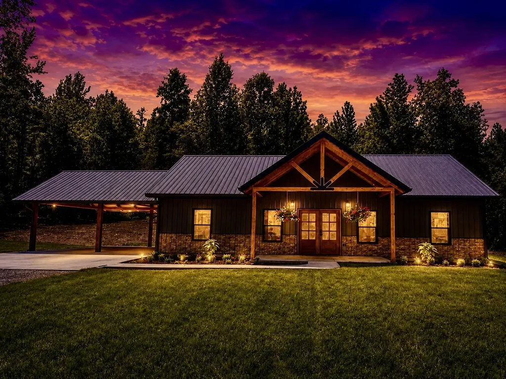 4811 Lick Creek Road Linden TN 37096