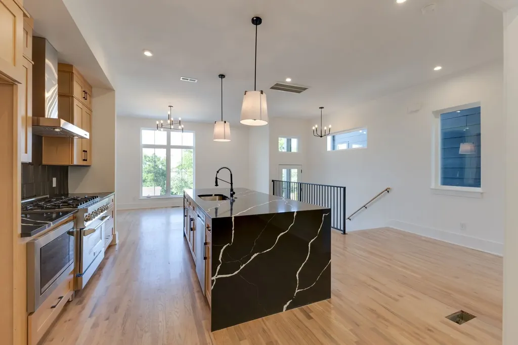 5827 Maxon Avenue Nashville TN 37209