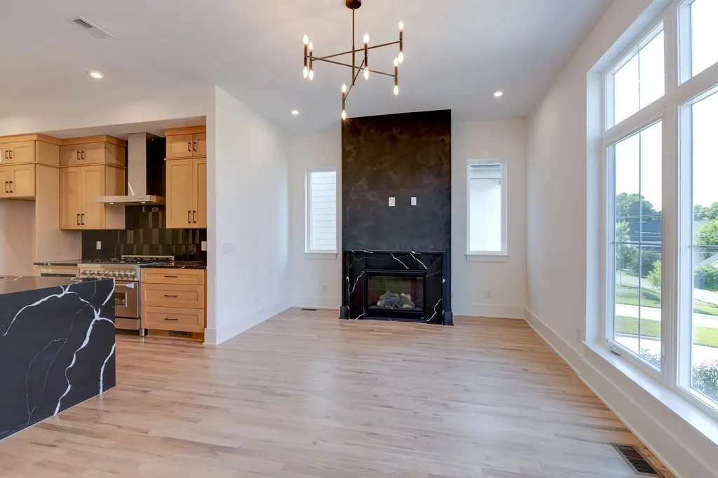 5827 Maxon Avenue Nashville TN 37209