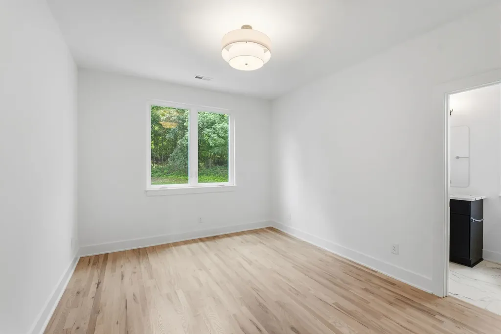 5827 Maxon Avenue Nashville TN 37209