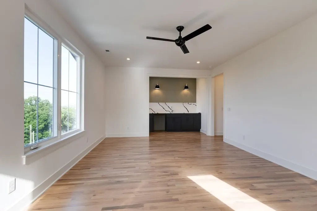 5827 Maxon Avenue Nashville TN 37209