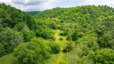 582 Cedar Bend Road Beechgrove TN 37018