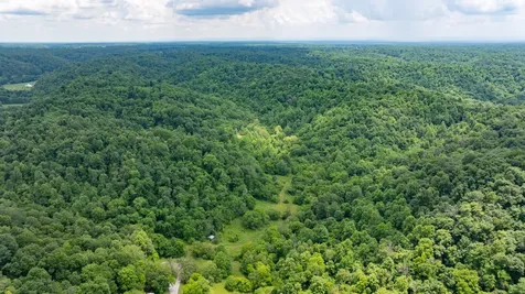 582 Cedar Bend Road Beechgrove TN 37018
