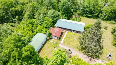 582 Cedar Bend Road Beechgrove TN 37018