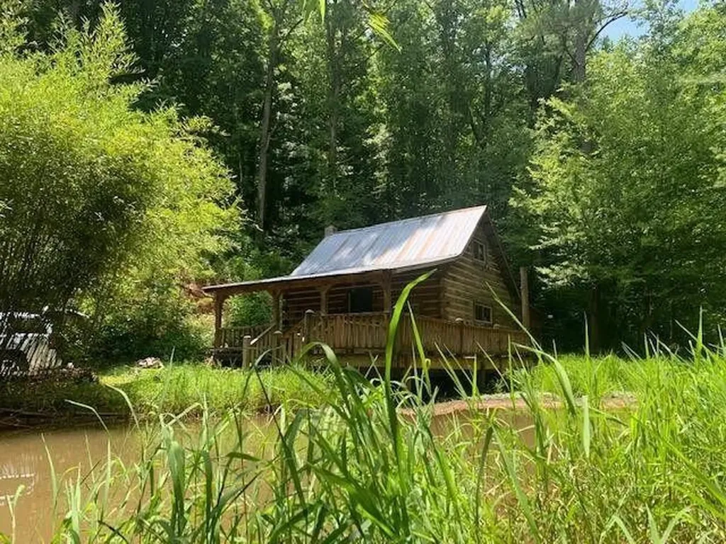 874 County Road 480 Englewood TN 37329
