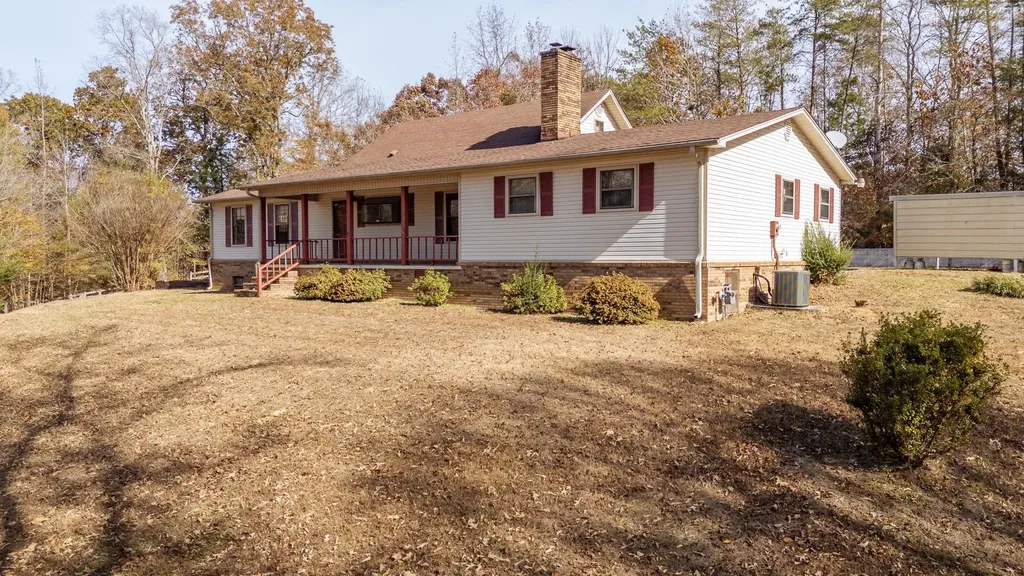 16040 Highway 69 Savannah TN 38372