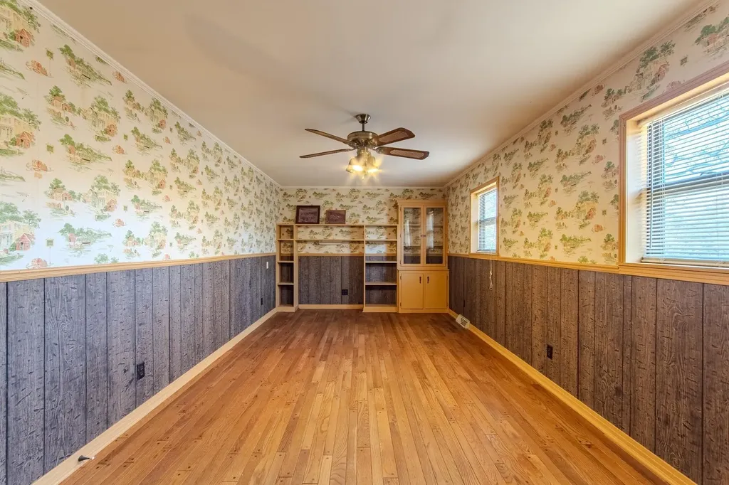 16040 Highway 69 Savannah TN 38372