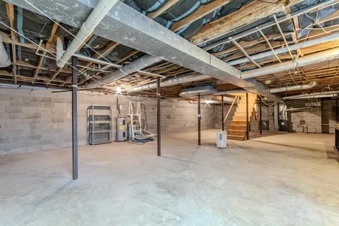 16040 Highway 69 Savannah TN 38372