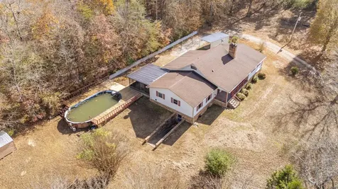 16040 Highway 69 Savannah TN 38372