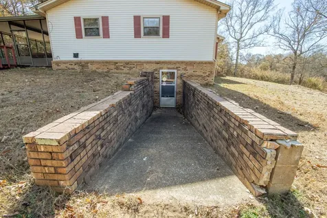 16040 Highway 69 Savannah TN 38372