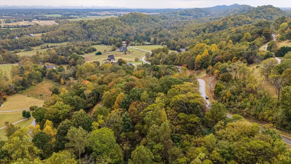 162 Cheoah Trail Sweetwater TN 37874