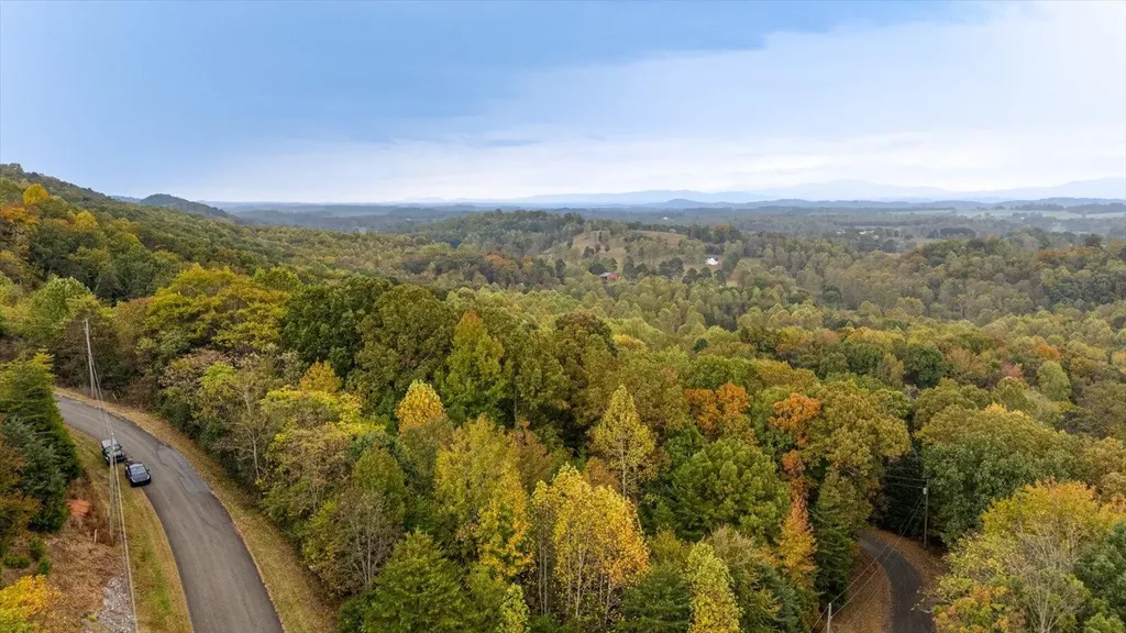 162 Cheoah Trail Sweetwater TN 37874