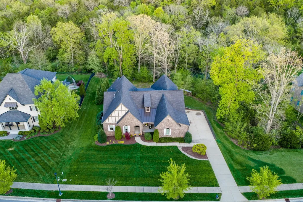1857 Burland Crescent Brentwood TN 37027