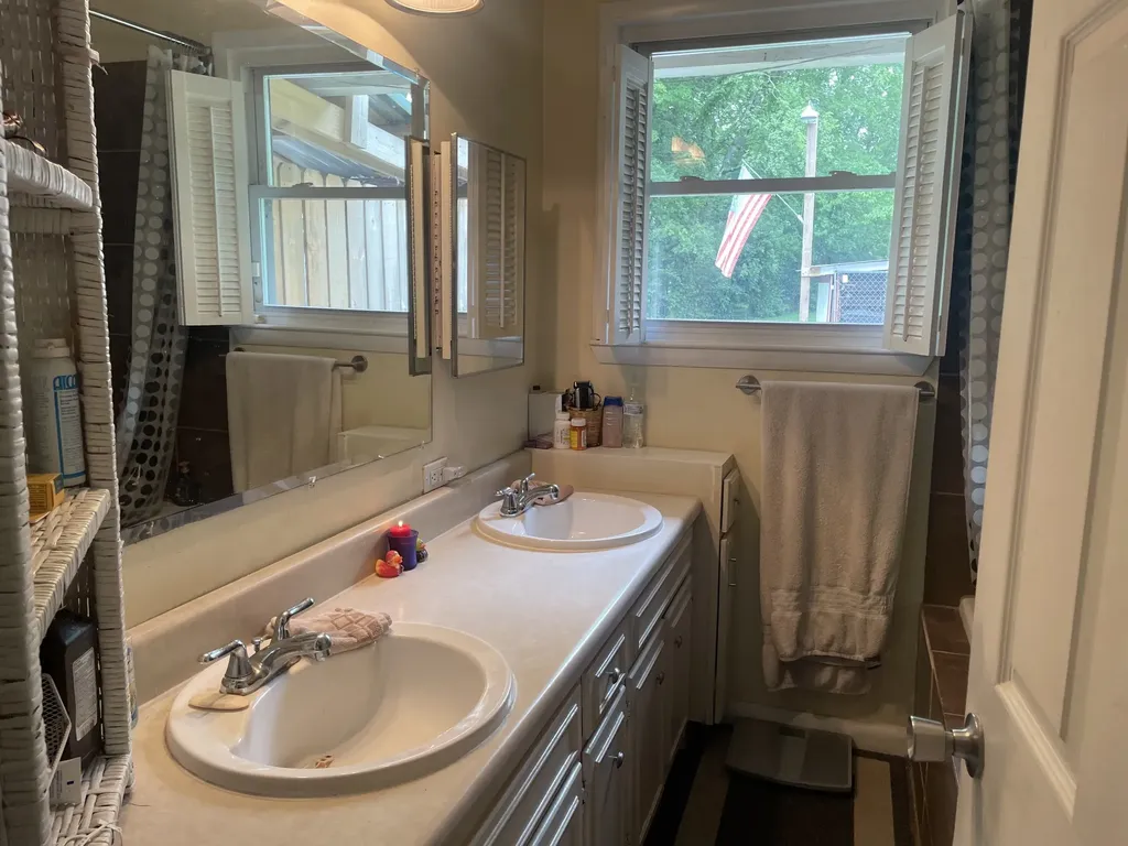 456 Ewing Lane Nashville TN 37207