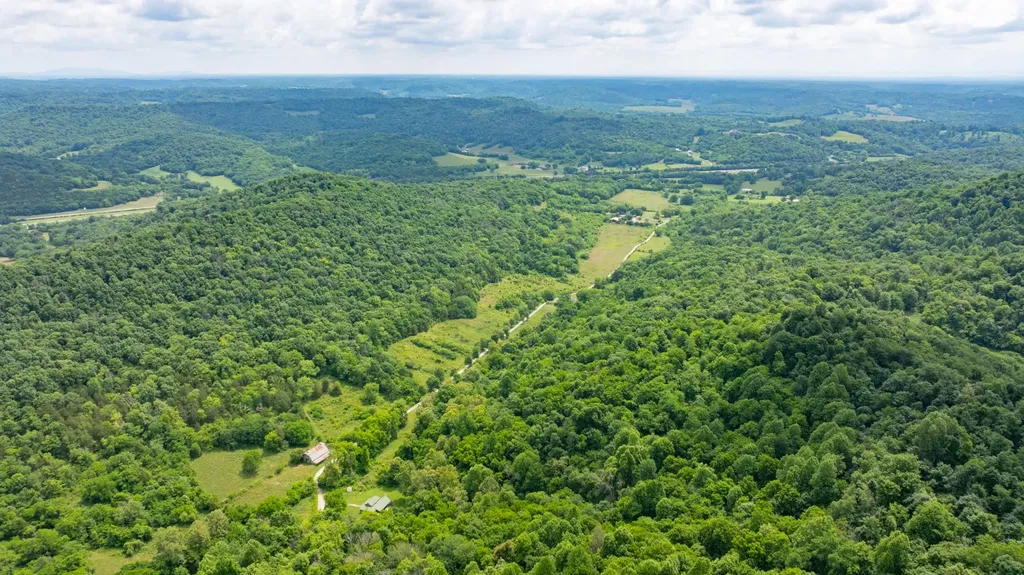 8100 Eaton Hollow Road Christiana TN 37037