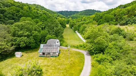 8100 Eaton Hollow Road Christiana TN 37037