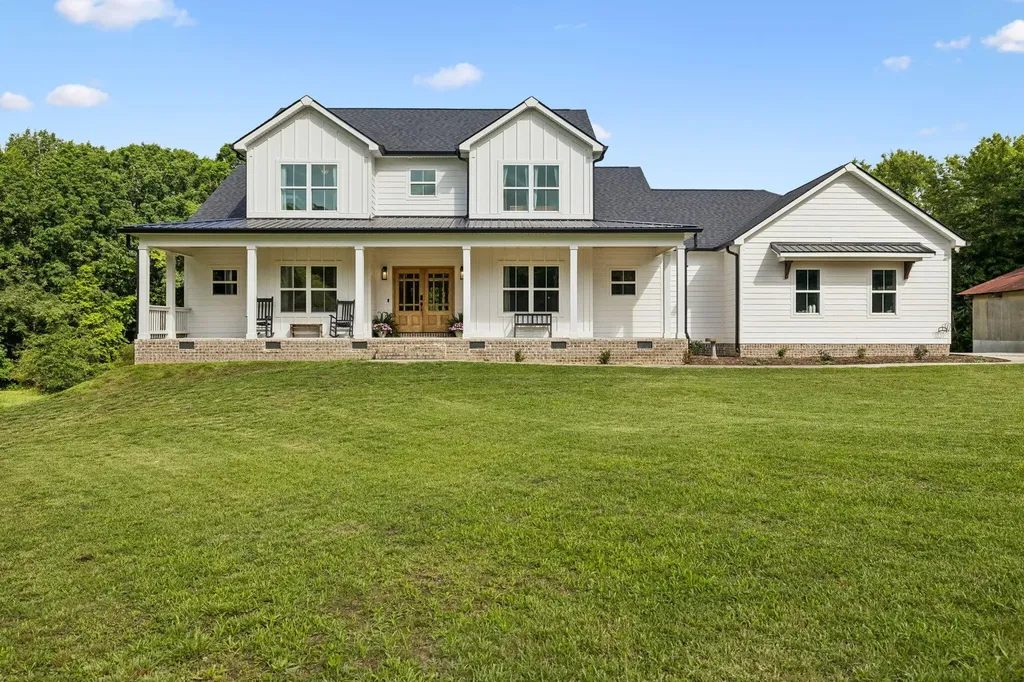 6949 Sawyer Road Signal Mountain TN 37377