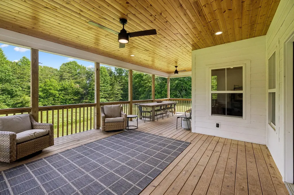 6949 Sawyer Road Signal Mountain TN 37377