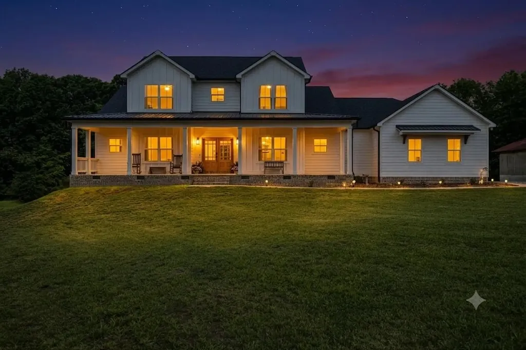6949 Sawyer Road Signal Mountain TN 37377
