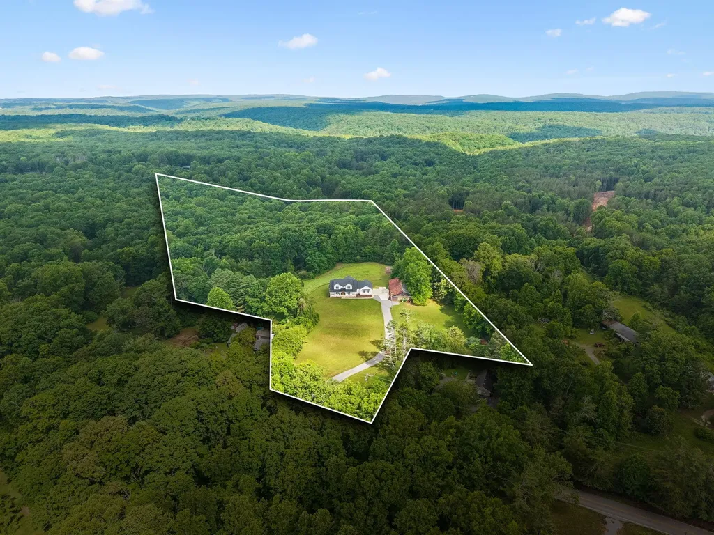6949 Sawyer Road Signal Mountain TN 37377