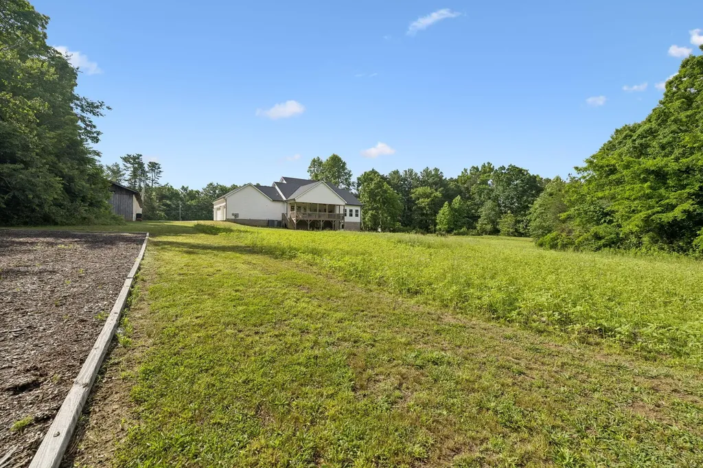 6949 Sawyer Road Signal Mountain TN 37377