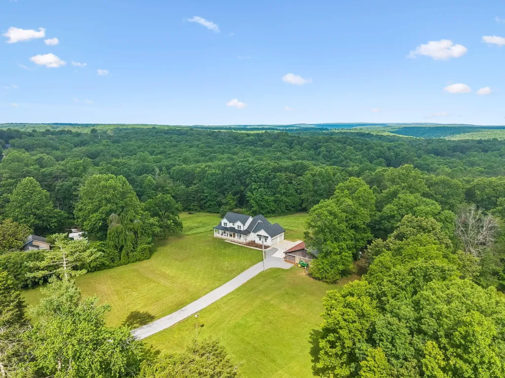 6949 Sawyer Road Signal Mountain TN 37377