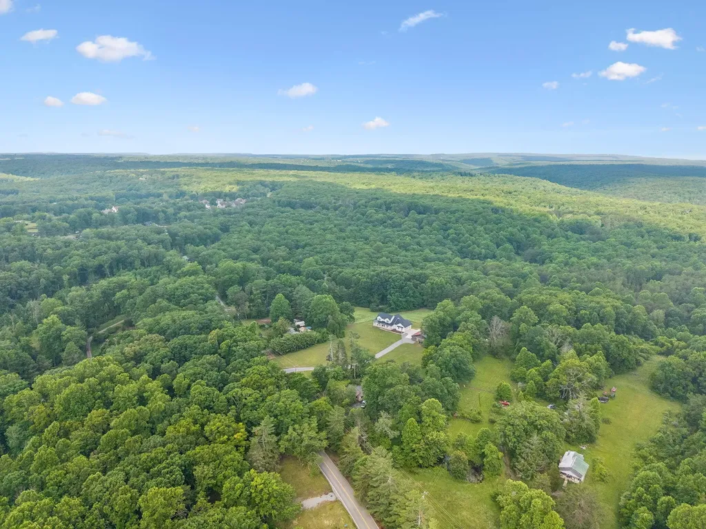 6949 Sawyer Road Signal Mountain TN 37377