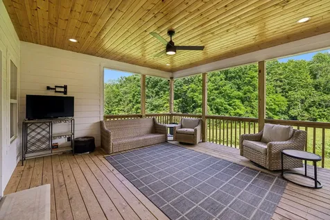 6949 Sawyer Road Signal Mountain TN 37377