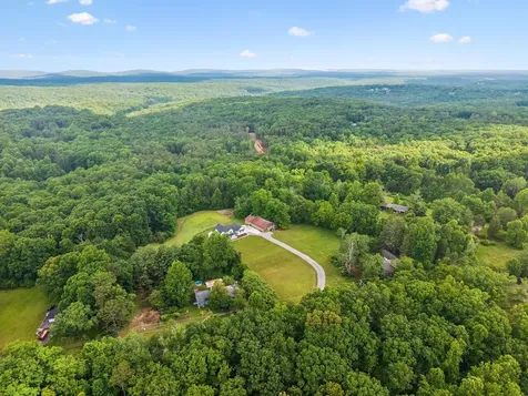 6949 Sawyer Road Signal Mountain TN 37377