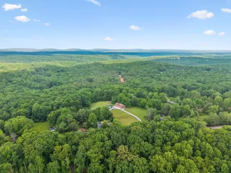 6949 Sawyer Road Signal Mountain TN 37377