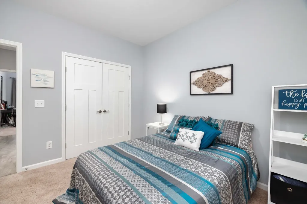 1239 Oxford Village Circle Columbia TN 38401