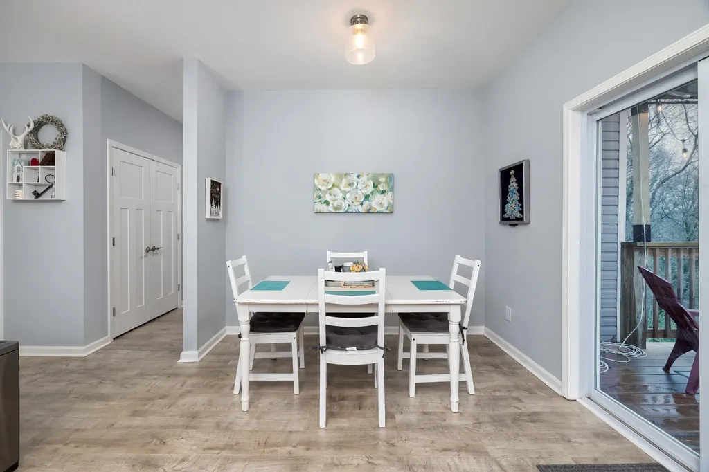 1239 Oxford Village Circle Columbia TN 38401
