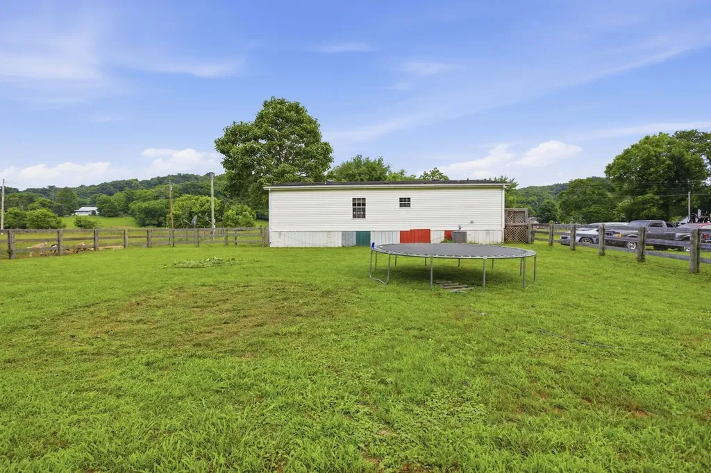 2907 Dodson Gap Road Culleoka TN 38451