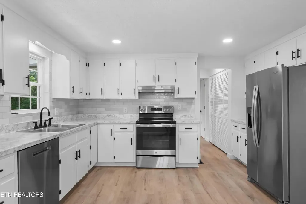 636 W Marine Road Knoxville TN 37920