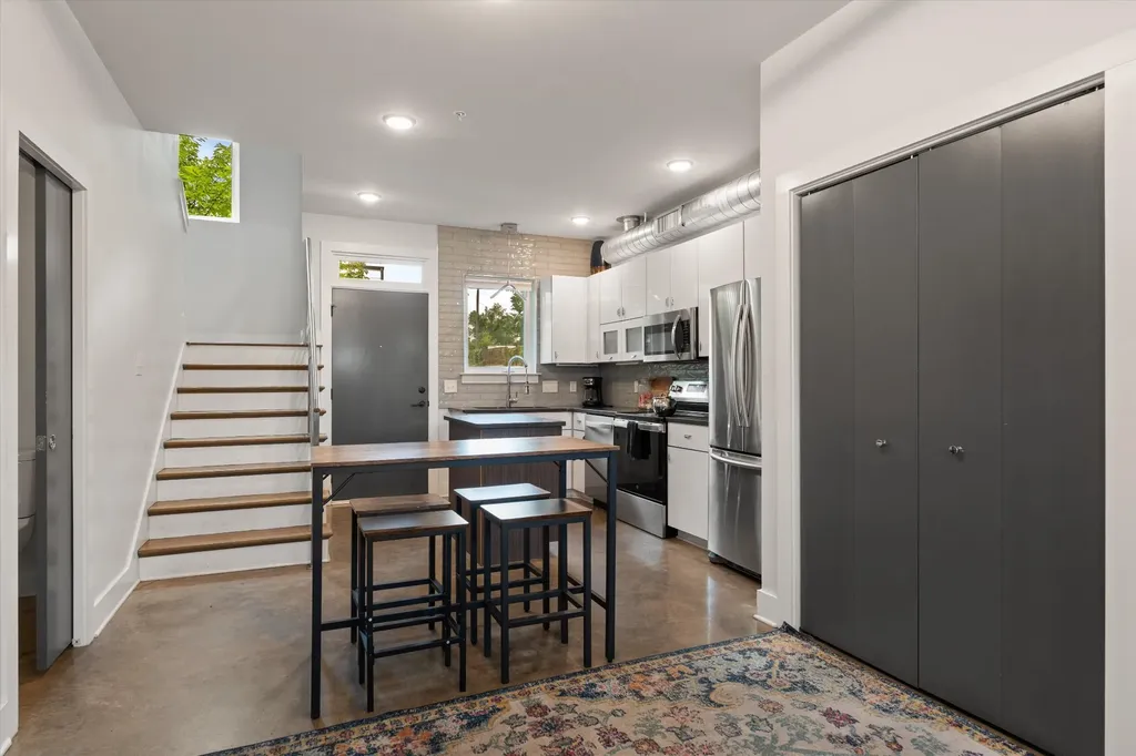 82 Evanston Avenue Nashville TN 37207