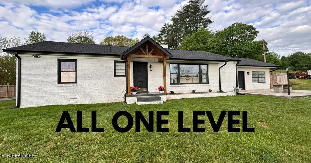 448 Woolsey Road Harriman TN 37748