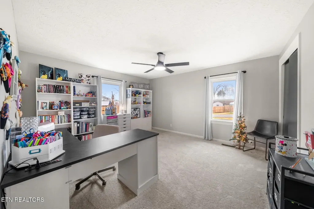 448 Woolsey Road Harriman TN 37748