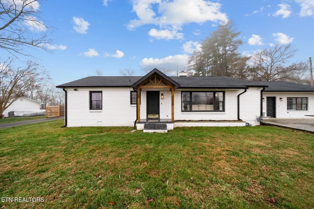 448 Woolsey Road Harriman TN 37748