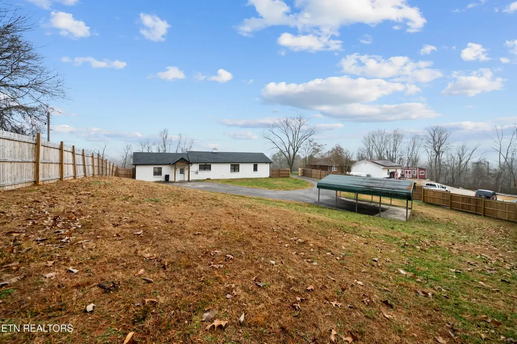 448 Woolsey Road Harriman TN 37748