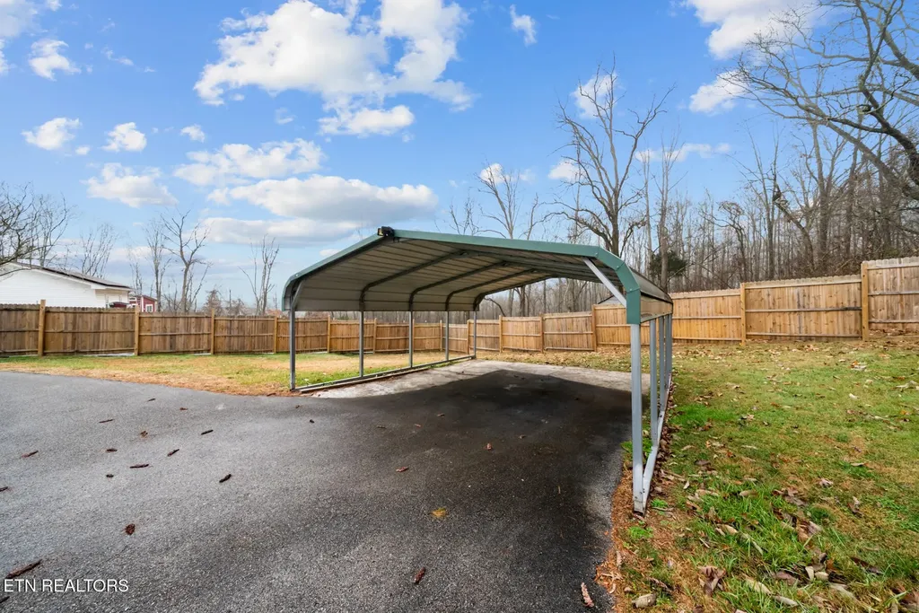 448 Woolsey Road Harriman TN 37748