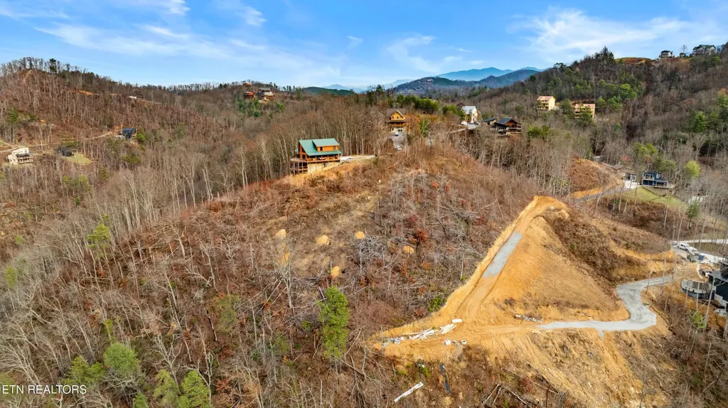 7 Lone Ridge Drive Sevierville TN 37876
