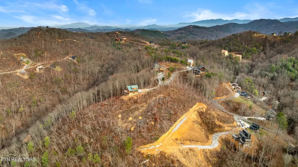 7 Lone Ridge Drive Sevierville TN 37876