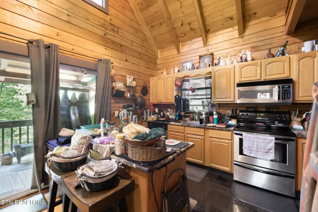 1029 Smithfield Road Tellico Plains TN 37385