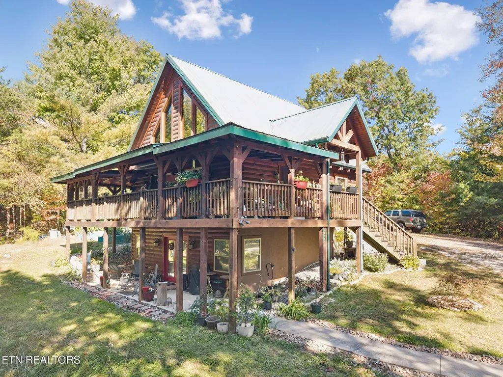 1029 Smithfield Road Tellico Plains TN 37385