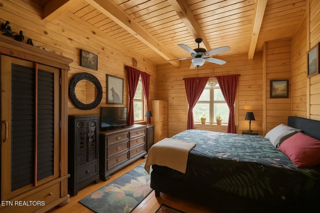 1029 Smithfield Road Tellico Plains TN 37385